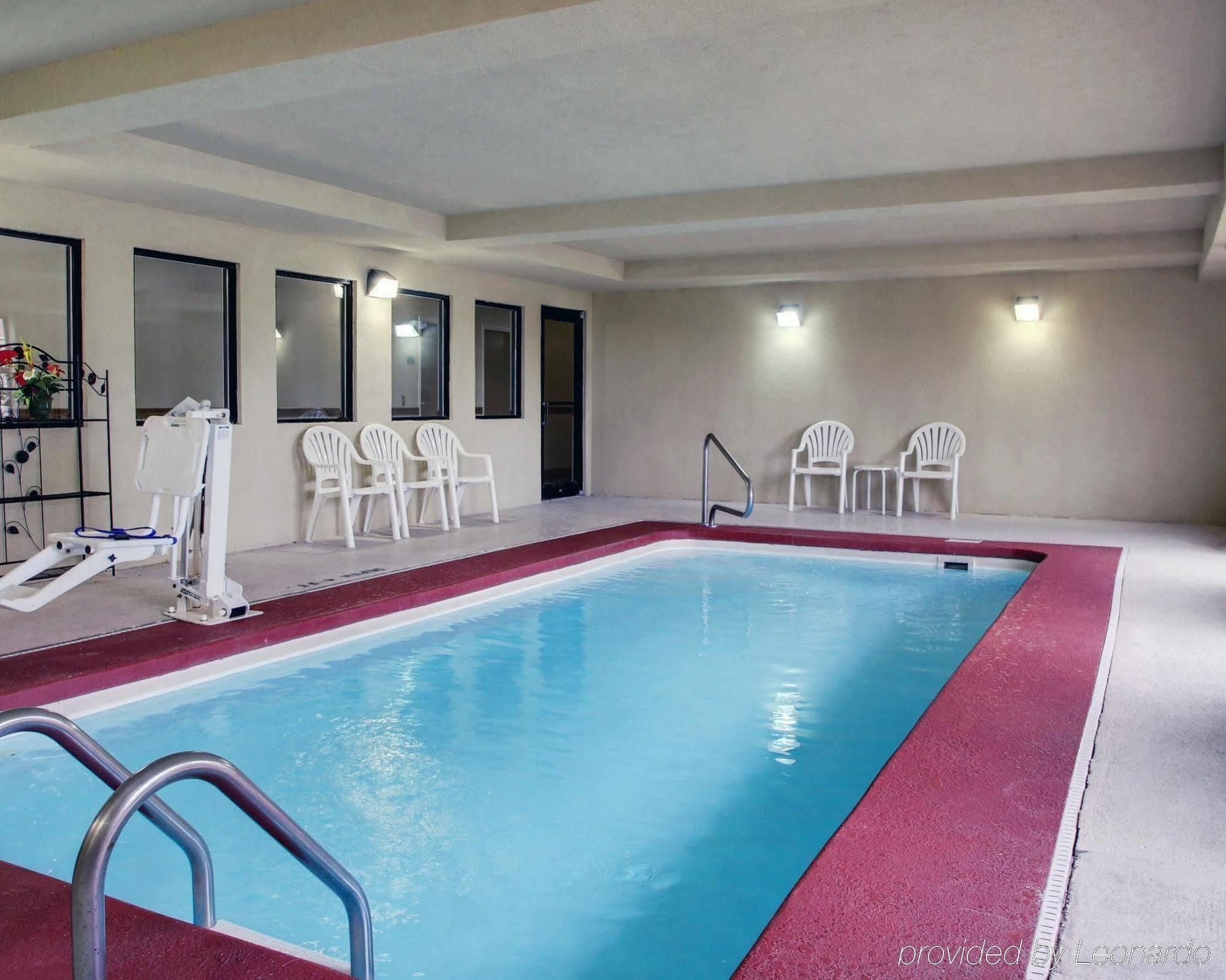 Columbia Inn & Suites Zewnętrze zdjęcie