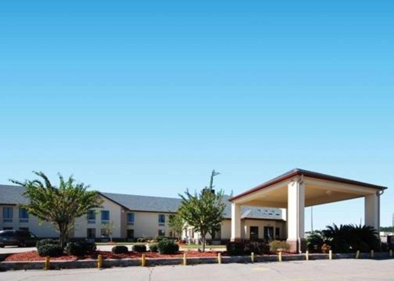 Columbia Inn & Suites Zewnętrze zdjęcie